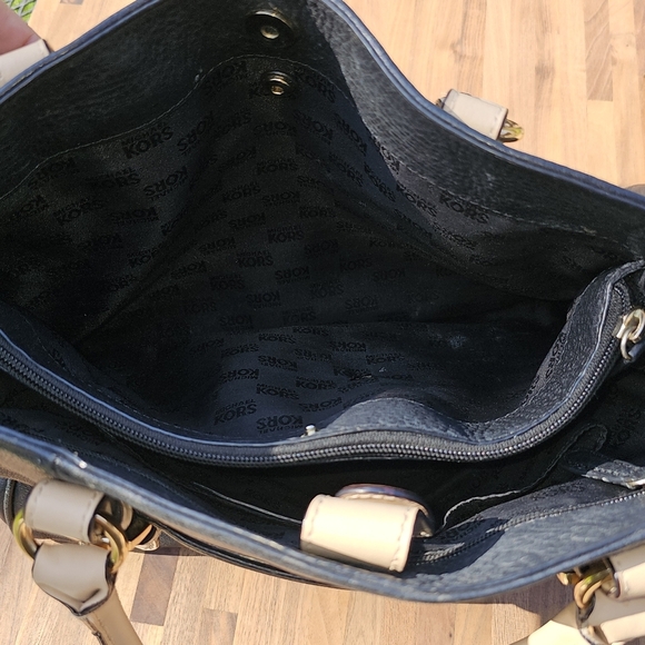 Michael Kors Black and Tan Large Leather Tote with Gold Accents - Picture 10 of 15